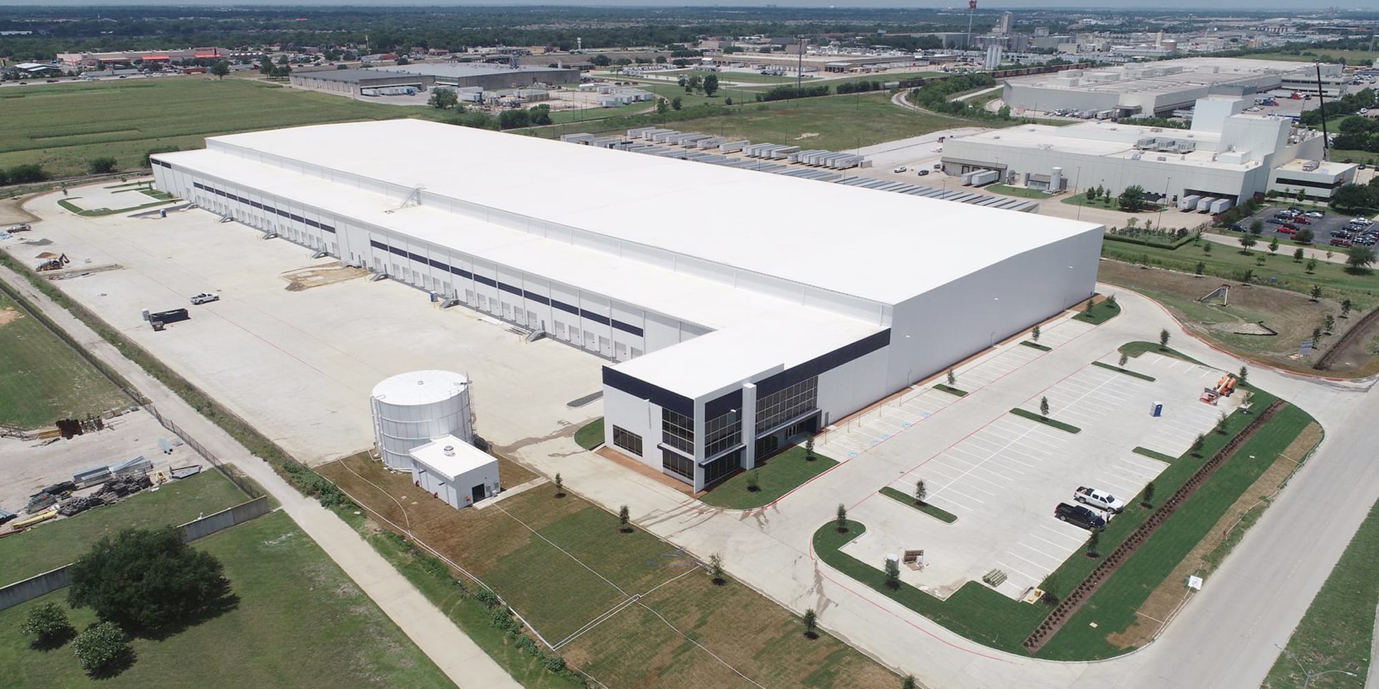 DFW ColdSpot at Carter Industrial Park, freezer/cold storage warehouse in Dallas-Fort Worth area | 300,000 SF
